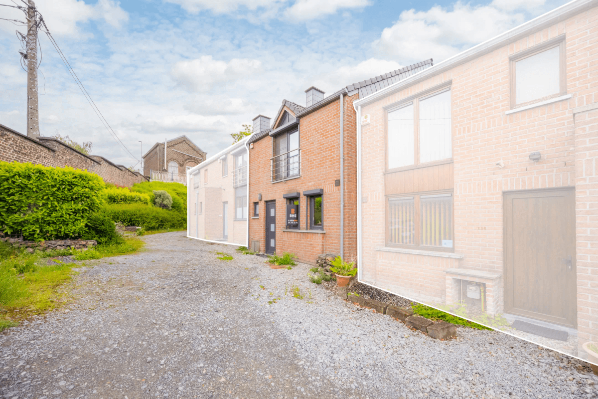 Charmante maison avec emplacements de parking